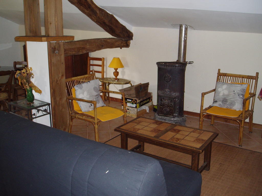 Gite Des Monts Saint-Izaire Pokój zdjęcie